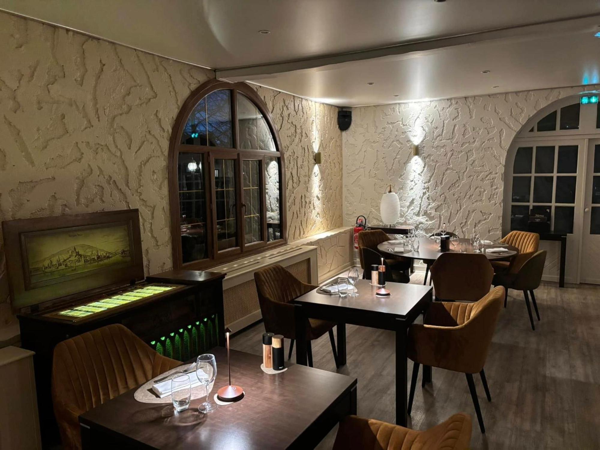 Hotel Sure By Western Saint-quentin Ouest
