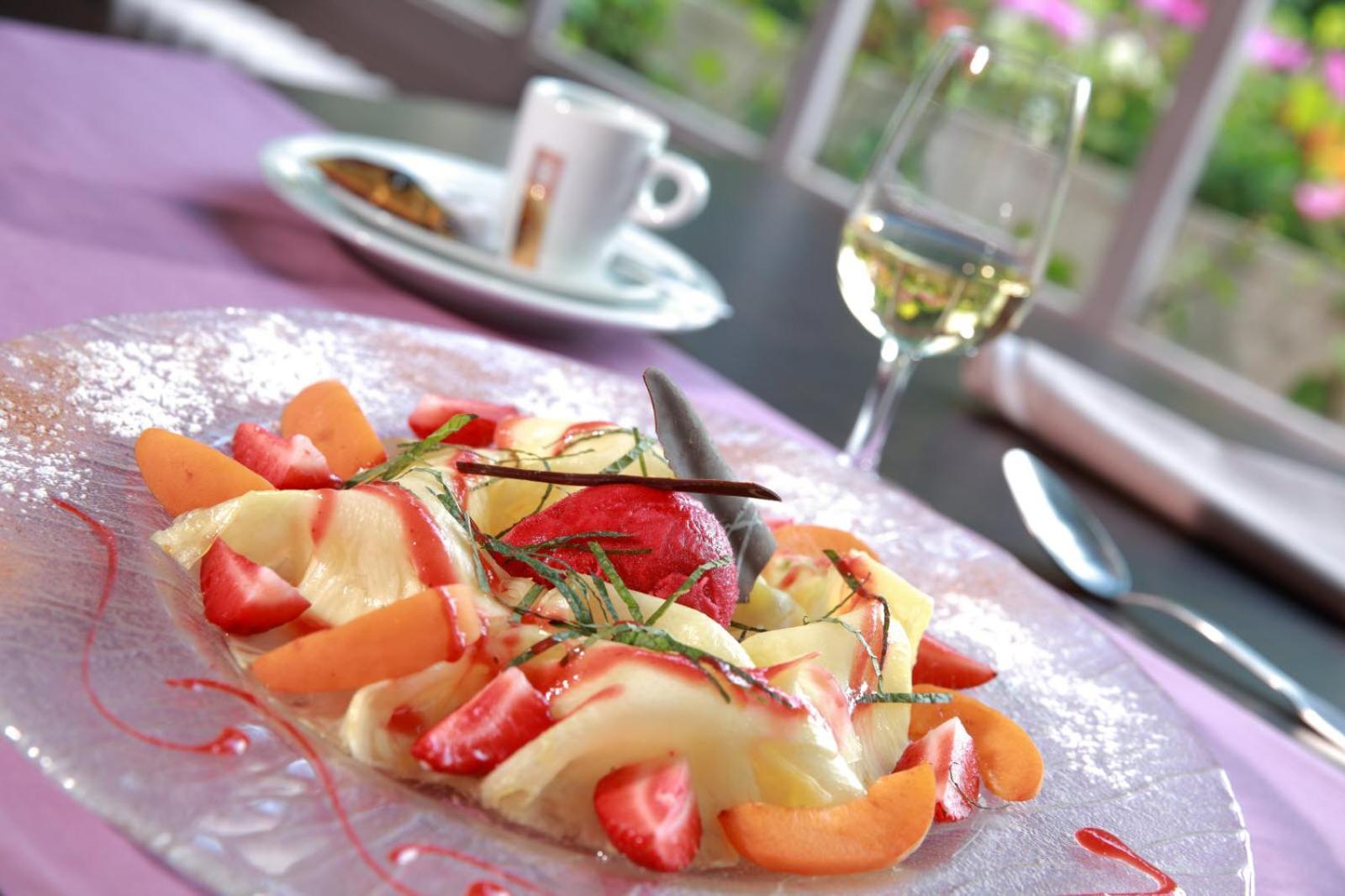 Sure By Western Saint-quentin Ouest Le Pot D Etain Hotel Holnon