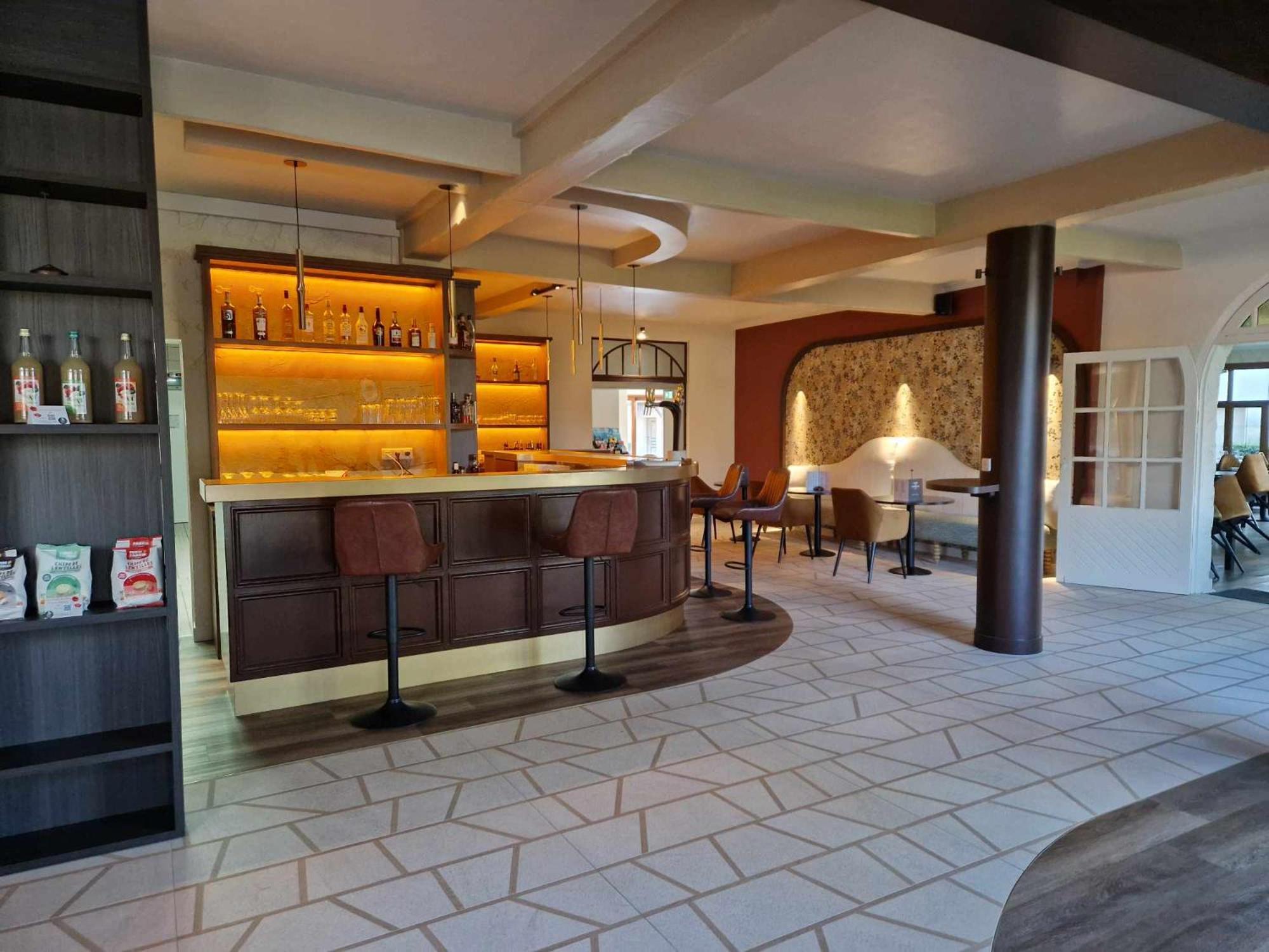 Hotel Sure By Western Saint-quentin Ouest Holnon