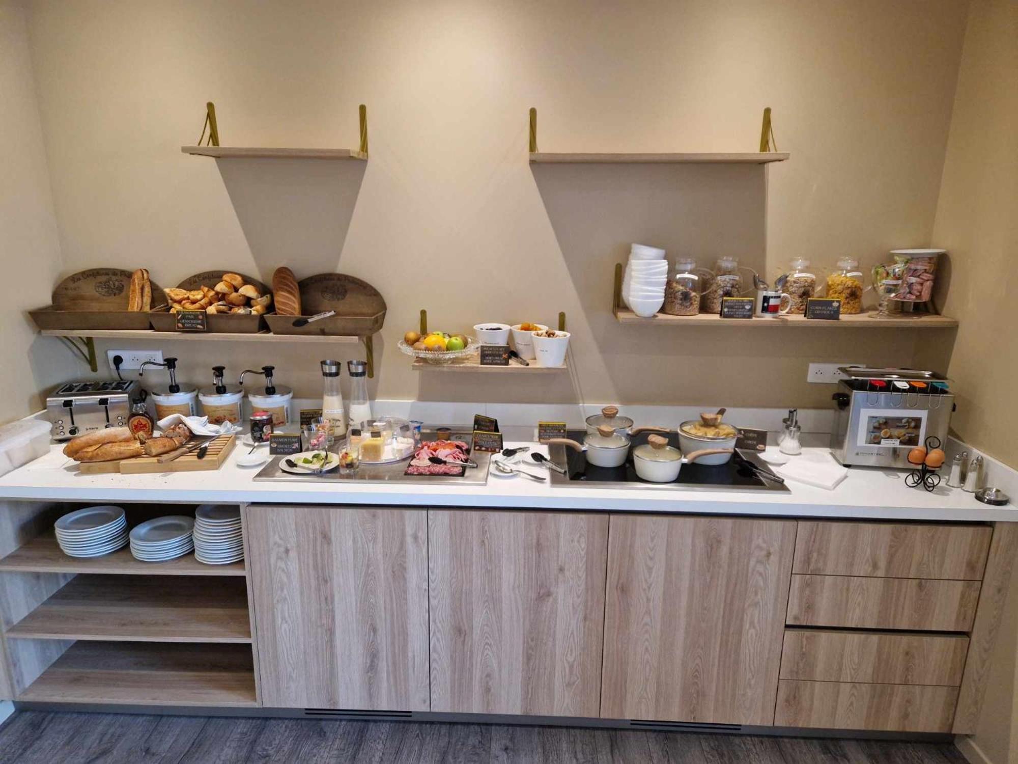 Sure By Western Saint-quentin Ouest 3* Holnon