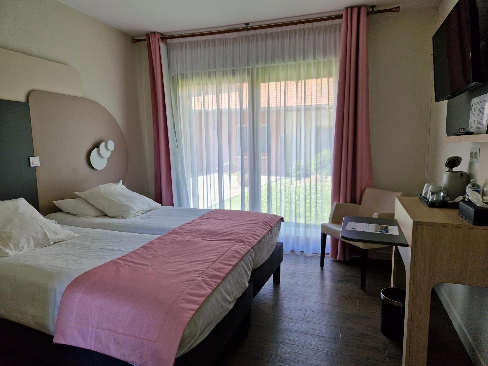 Sure By Western Saint-quentin Ouest Hotel 3*