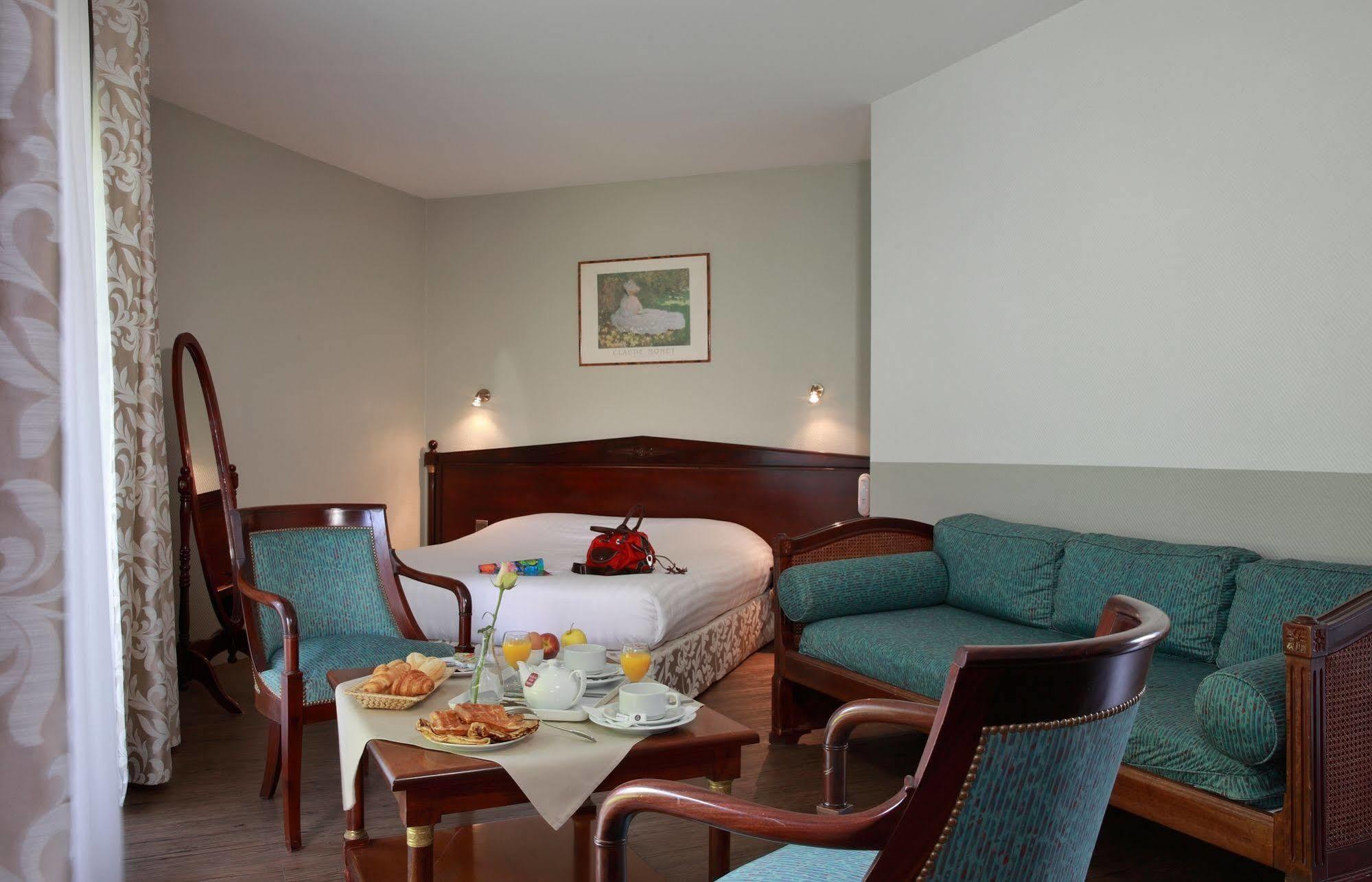Sure By Western Saint-quentin Ouest Hotel