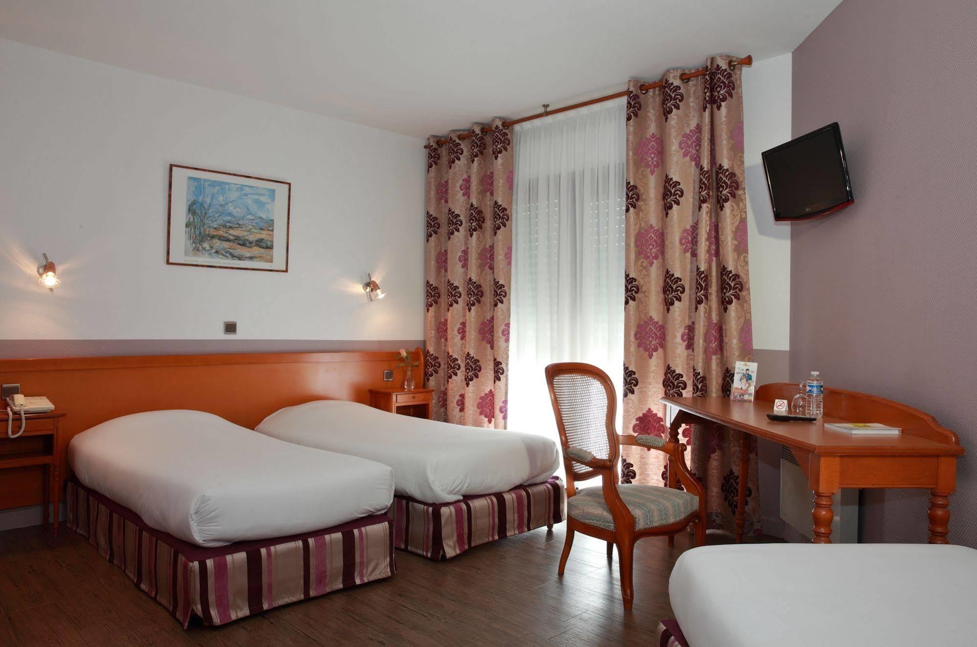 Sure By Western Saint-quentin Ouest Hotel